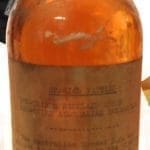 Flasche von 1920 mit 40 jährigem Ardmore (d.h. der Whisky ist von 1880)