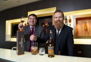 Dr Bill Lumsden, Glenmorangie and Jason Scott, Bramble bar toast Cask Masters crowd-managed Taghta whisky, (c) Glenmorangie
