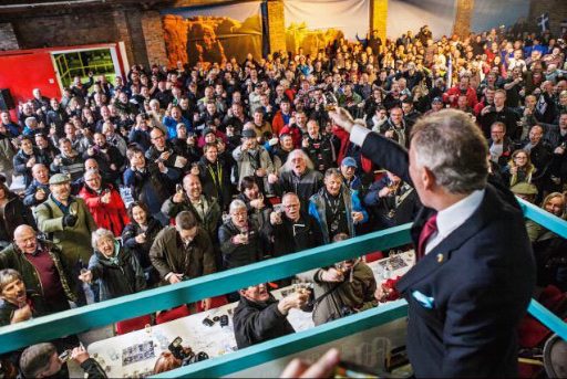 Jim beim Highland Toast, Bild: Bruichladdich