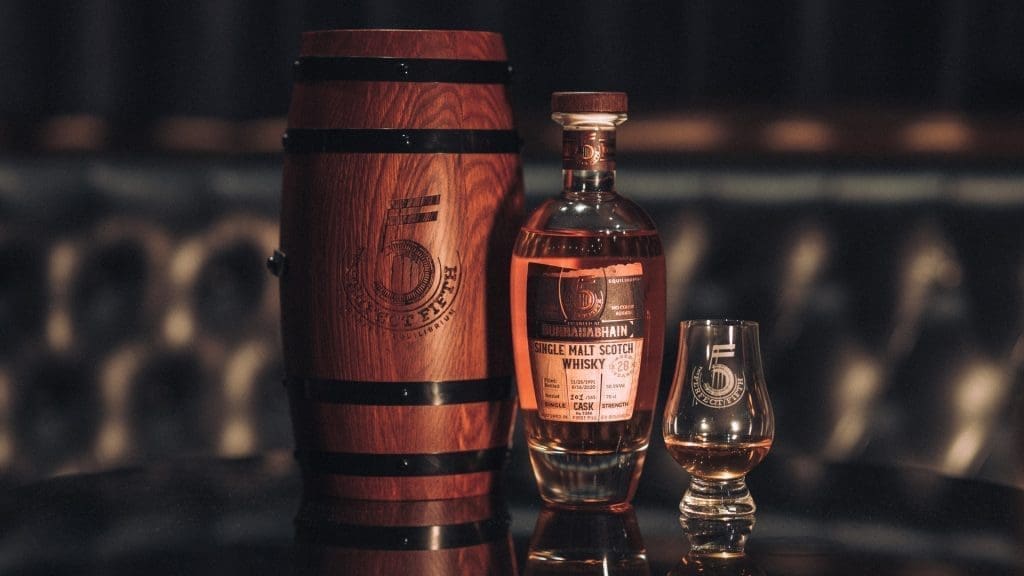 The Perfect Fifth - Flasche mit "Verpackung"
