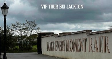 Jackton VIP Tour