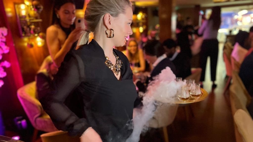 Glenfiddich Grand Yozakura - er wird serviert