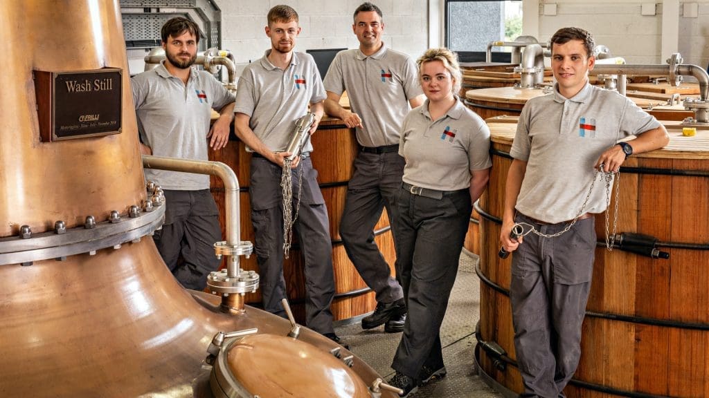 Die Isle of Harris Distillery - hier wird der Hearach produziert - Produktionsteam