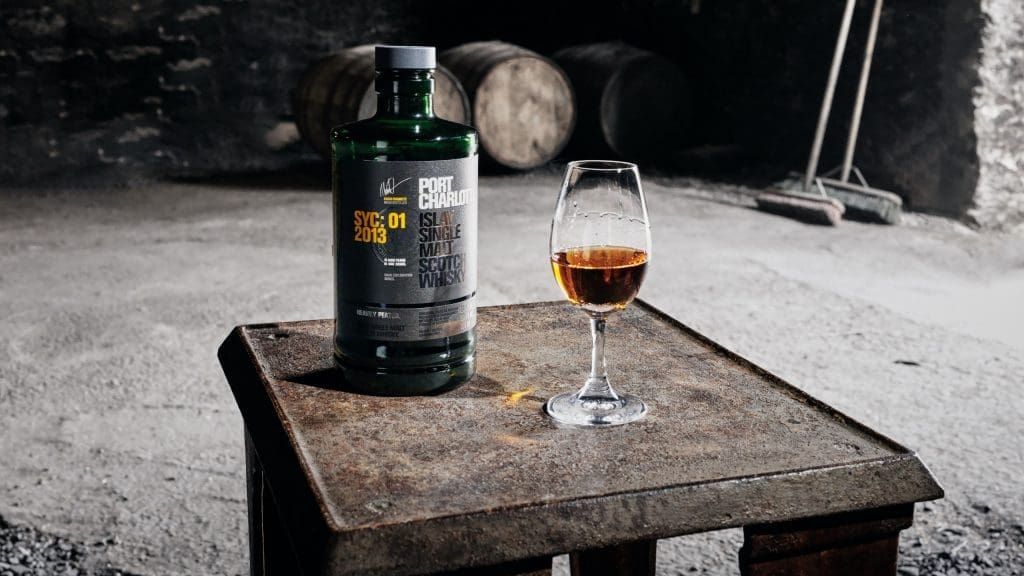 Port Charlotte SYC:01 im Lagerhaus von Bruichladdich