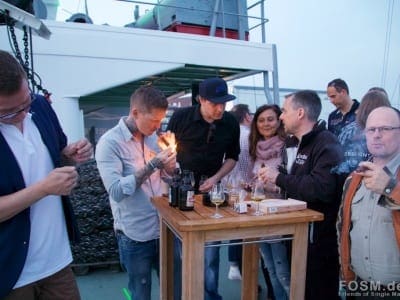 Mit Freunden an Deck