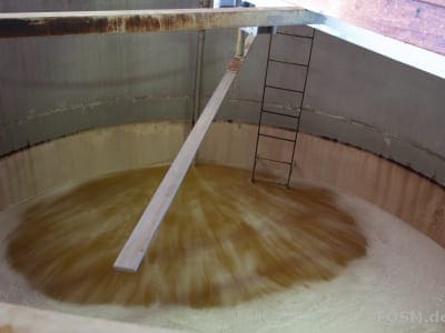 Glenfarclas Mash House - Wash Back wird gefüllt