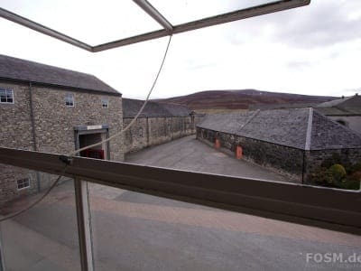 Glenfarclas Mash House - Blick in den Hof