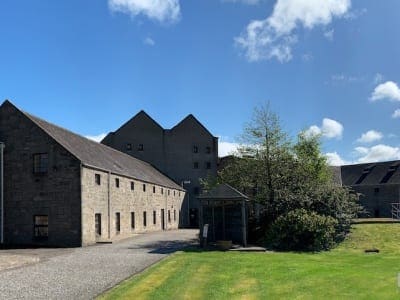 Miltonduff - mit Parkareal