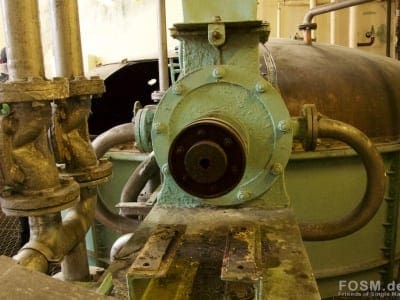 Mashing machine